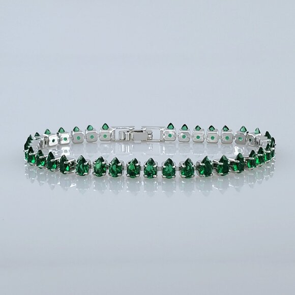 Jewelry - 2ct Green Emerald Womens 14K White Gold Oval Gemstone Tennis Bracelet New Silver